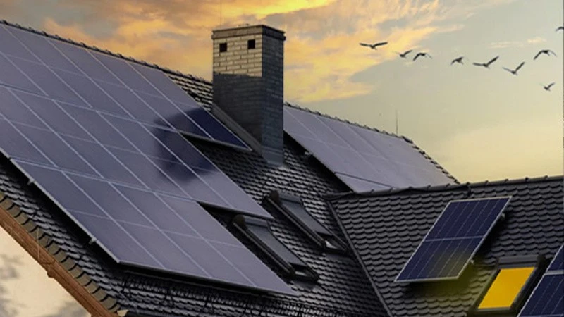 Single phase hybrid inverter Single phase hybrid inverter